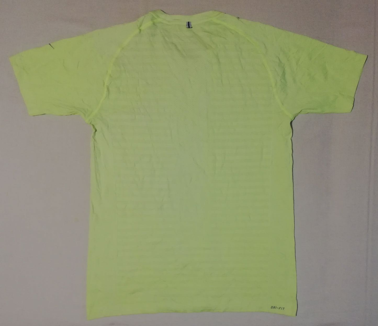 (M) Nike DRI-FIT тениска
