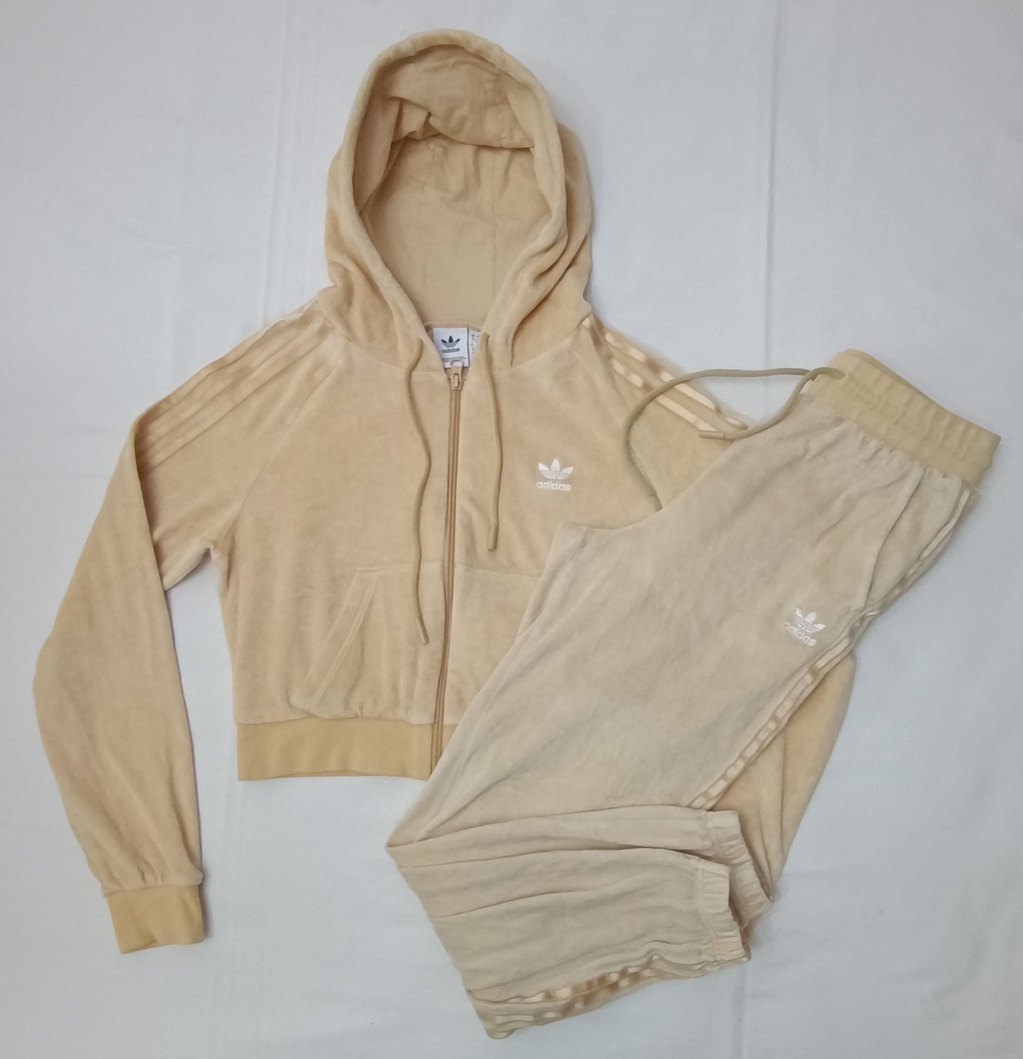 (ДАМСКО) (S) Adidas Originals Velour Tracksuit екип (горнище и долнище)