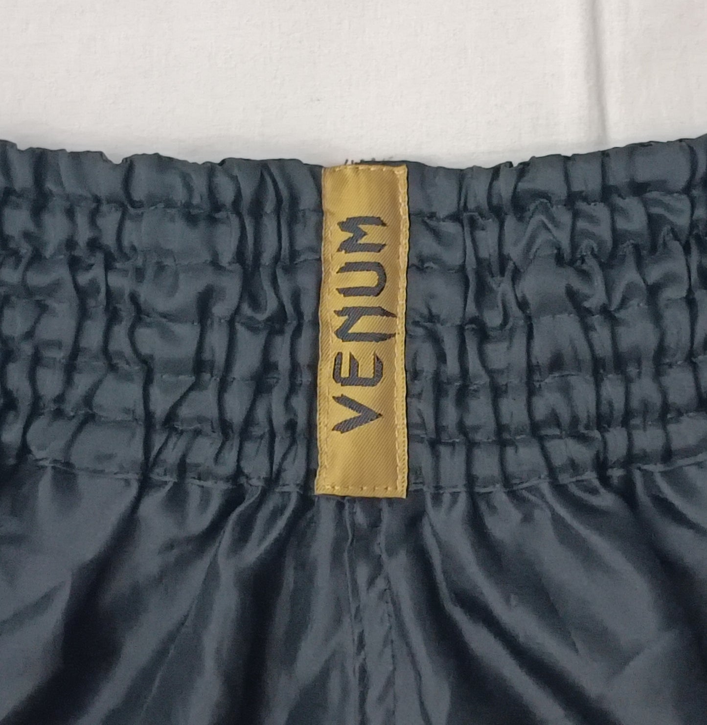 (L) Venum Inferno Muay Thai Shorts шорти