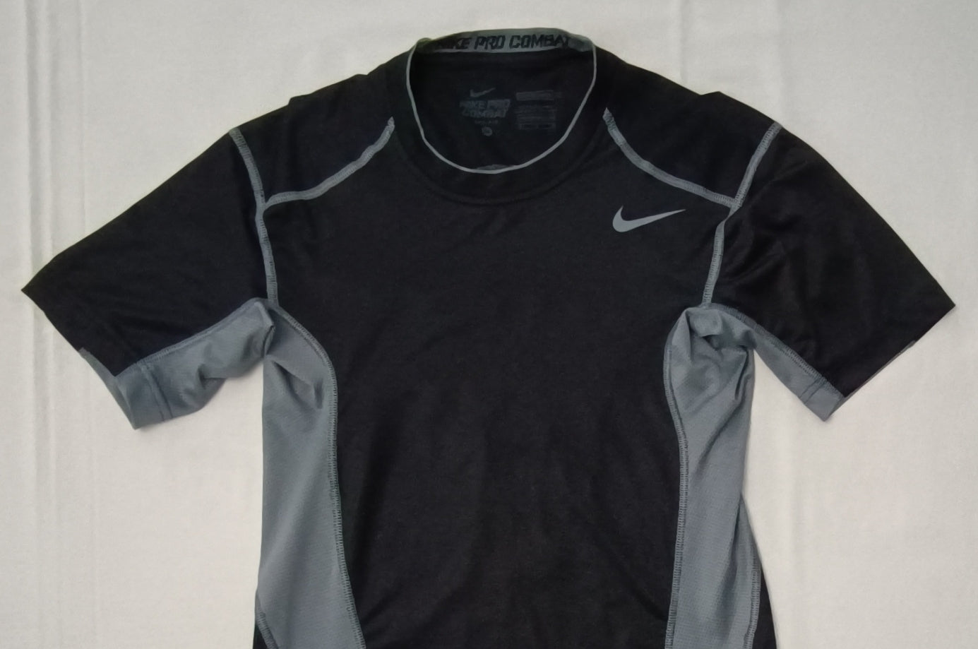 (M) Nike PRO Combat DRI-FIT Compression тениска