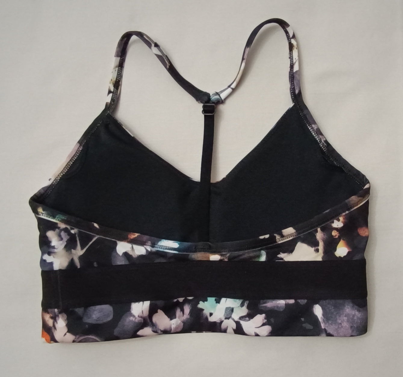 (ДАМСКО) (S) Nike DRI-FIT Padded Bra бюстие