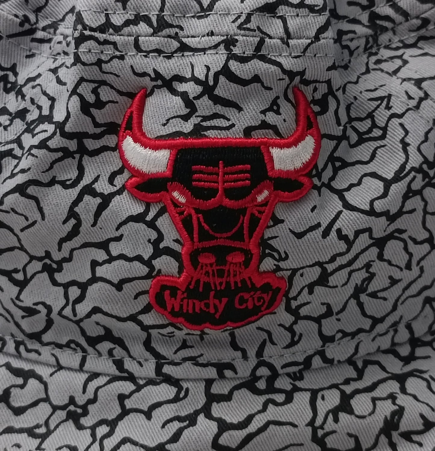 New Era NBA Chicago Bulls Bucket Hat шапка
