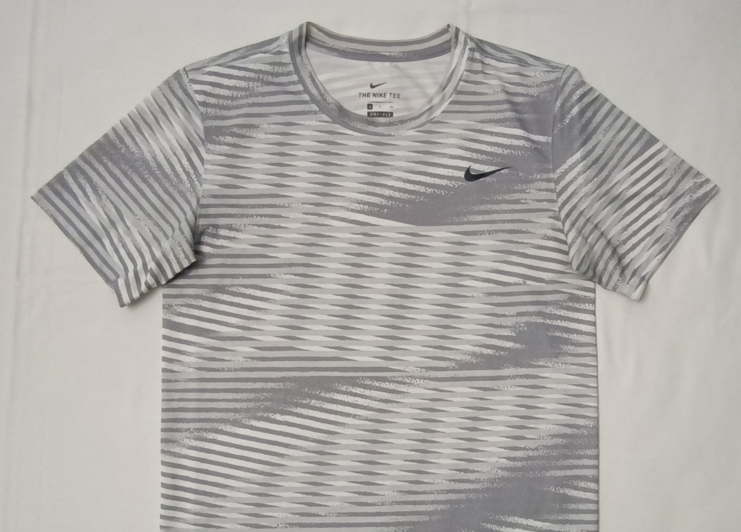 (S) Nike DRI-FIT Tee тениска