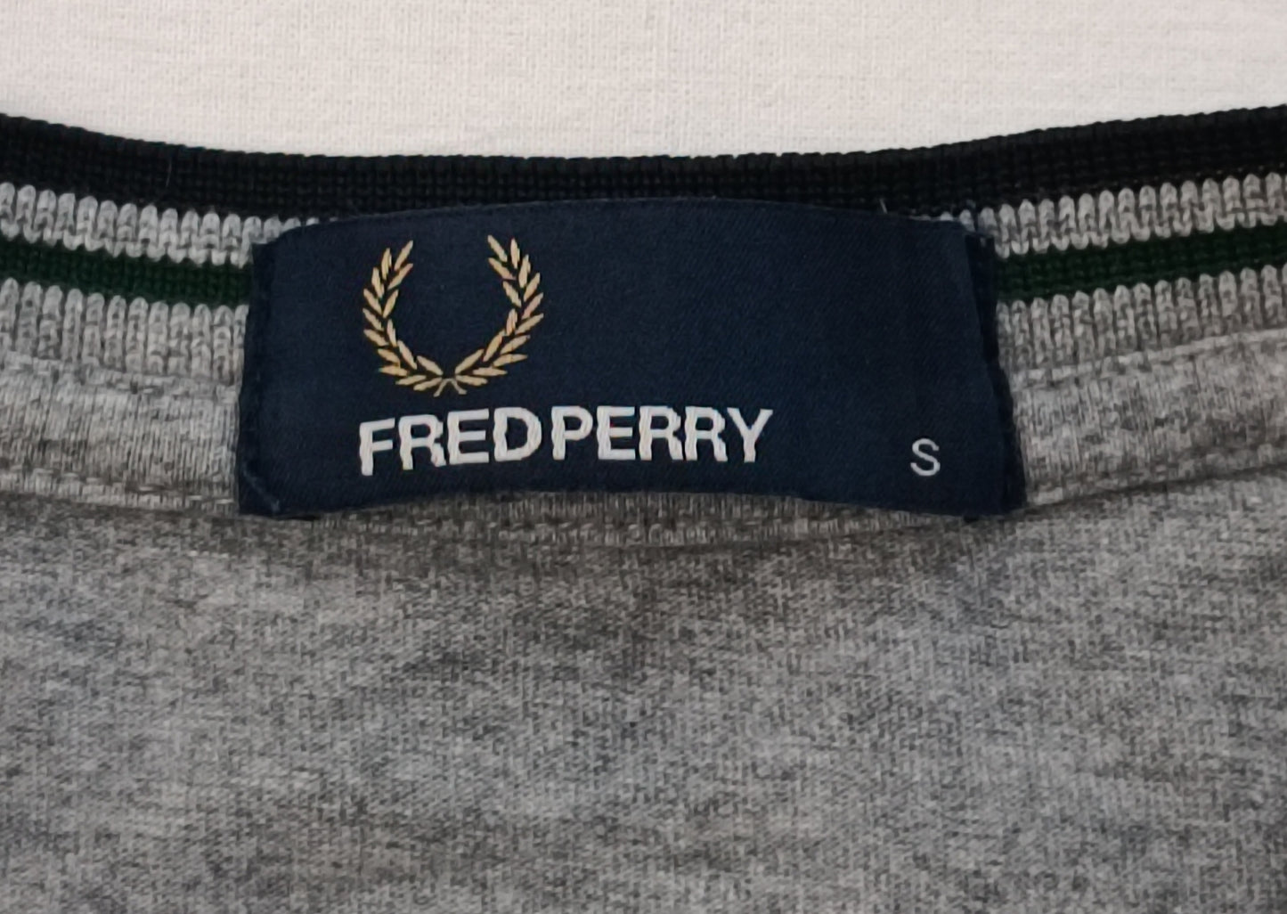 (S) Fred Perry Shirt тениска
