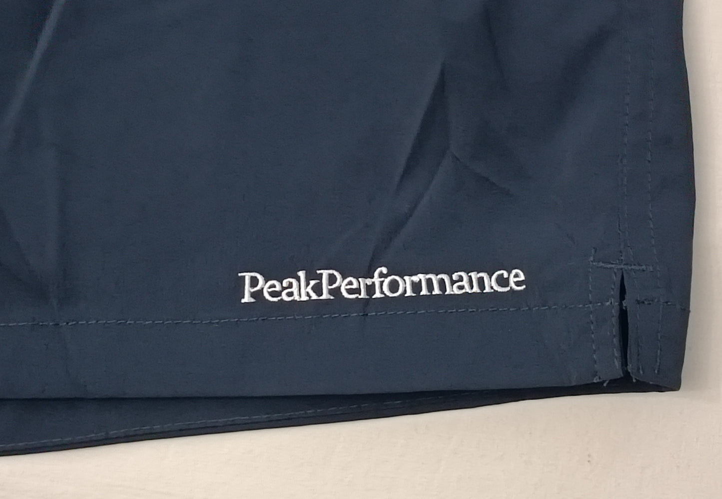 (XL) Peak Performance Shorts шорти