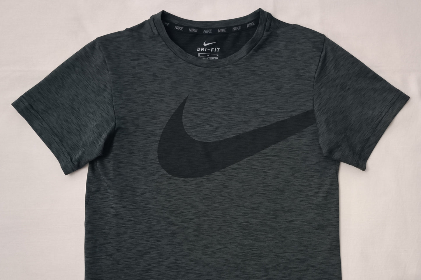 (ДЕТСКО) (Ръст 137-147см) Nike DRI-FIT Breathe Tee тениска