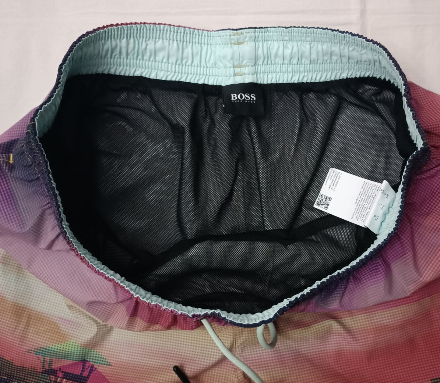 (L) Hugo Boss Soulfish Shorts шорти, бански