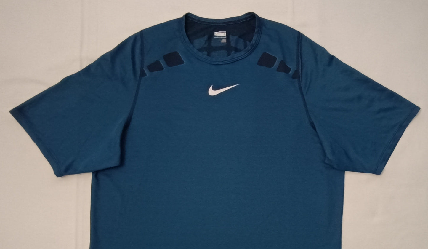 (L) Nike Court DRI-FIT Tennis Tee тениска
