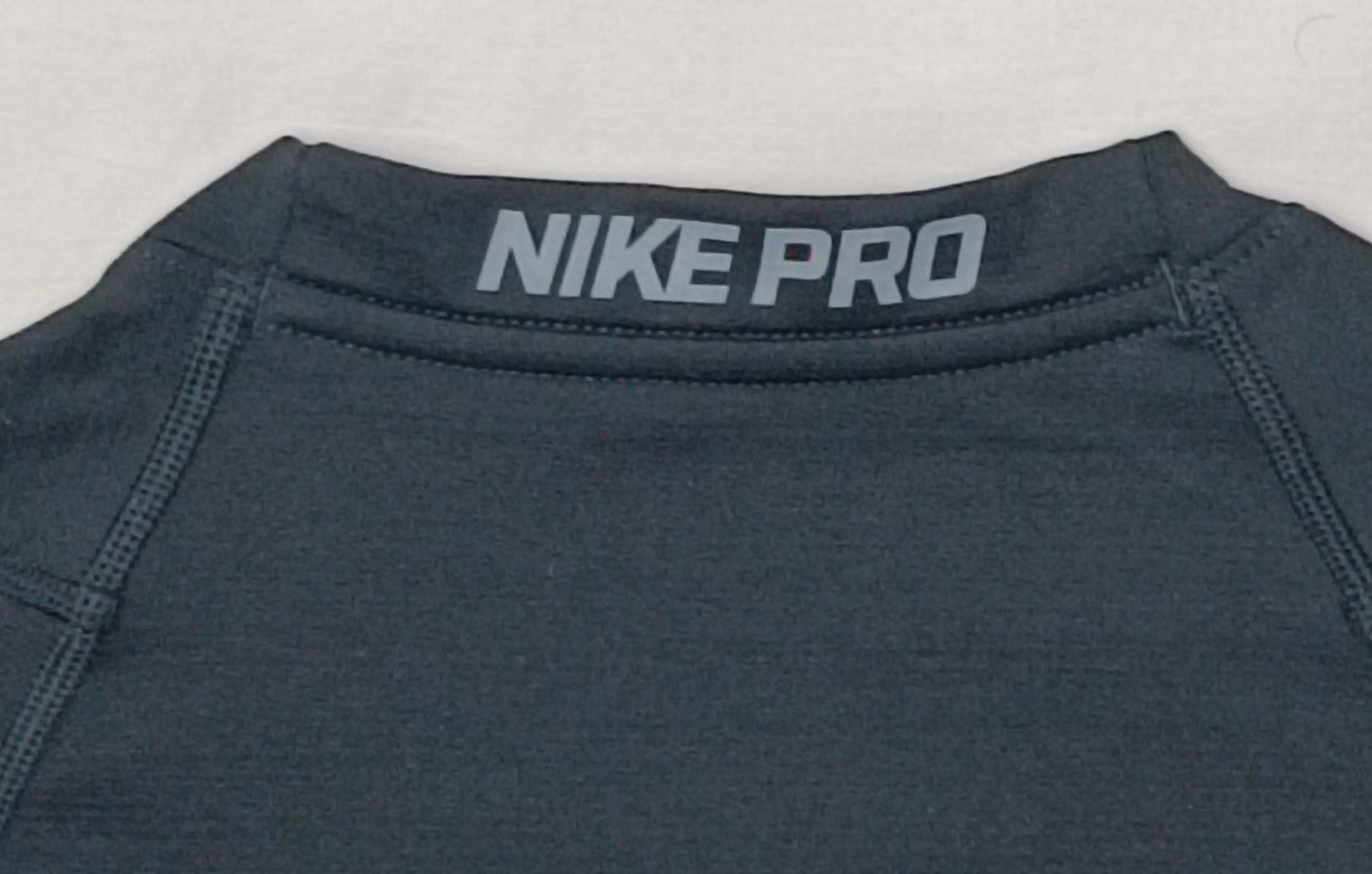 (ДЕТСКО) (Ръст 137-147см) Nike PRO DRI-FIT Fitted Long Sleeve Top блуза