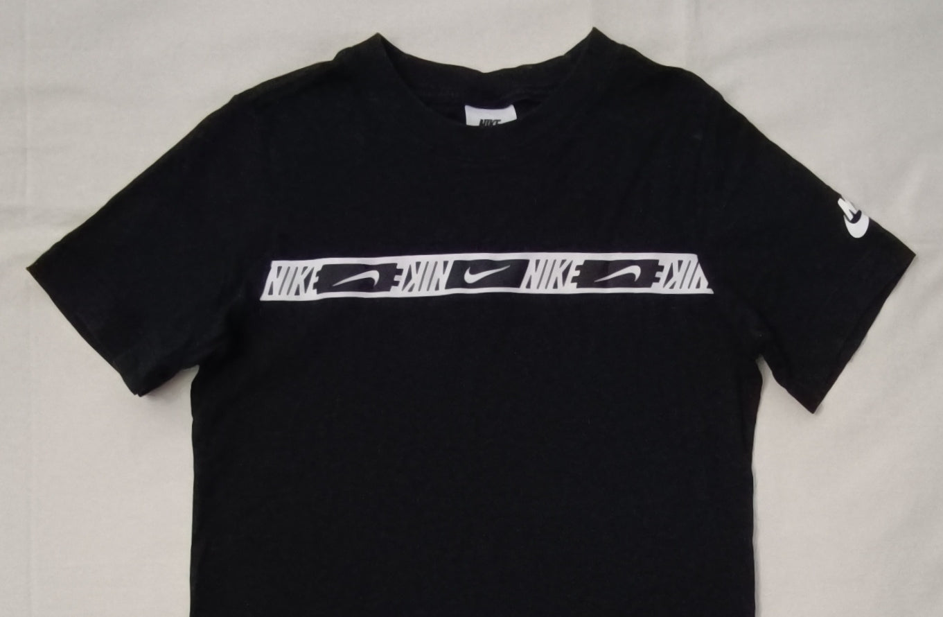 (ДЕТСКО) (Ръст 137-147см) Nike Sportswear Repeat Tee тениска