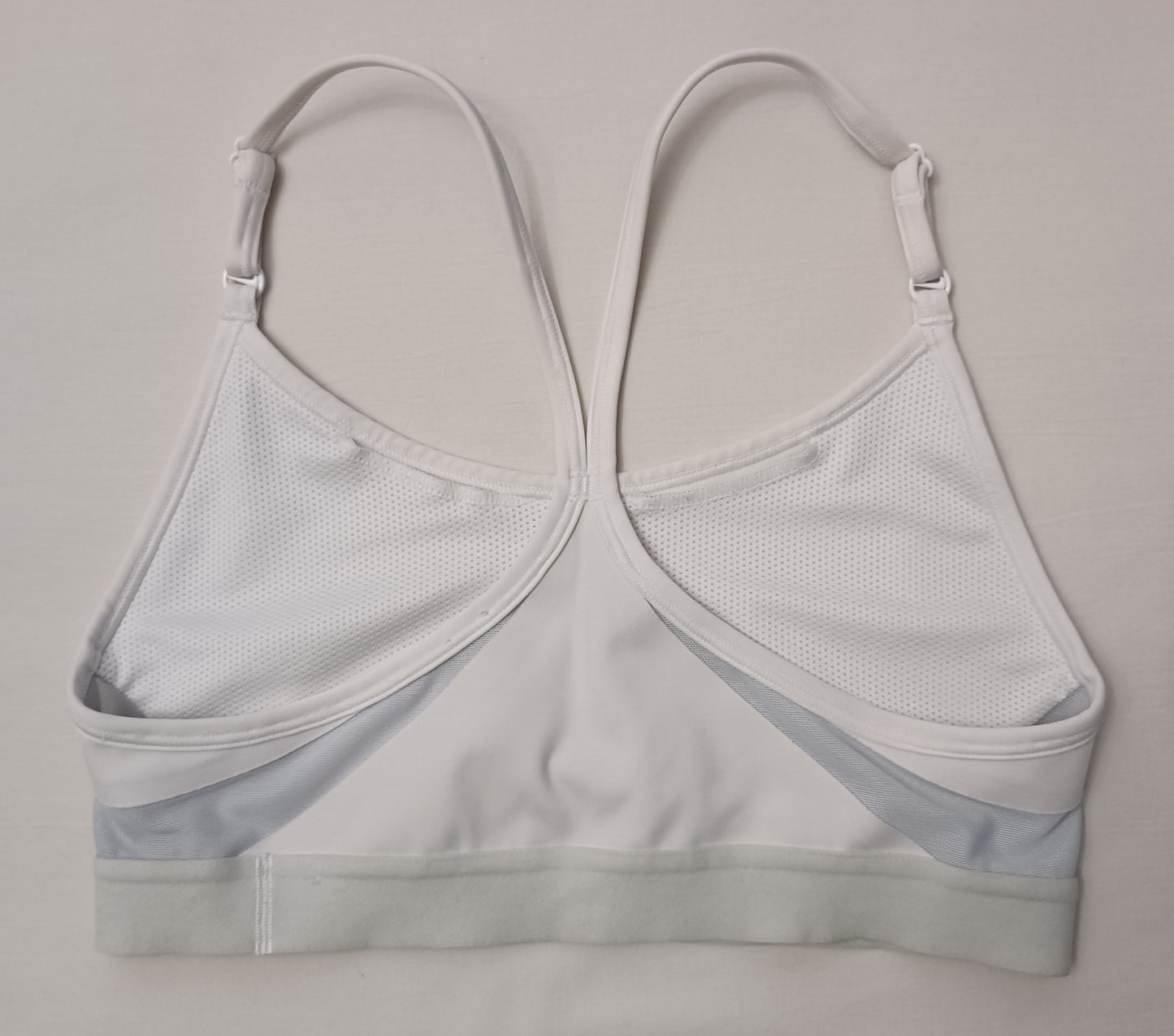 (ДАМСКО) (S) Nike DRI-FIT Indy Bra бюстие