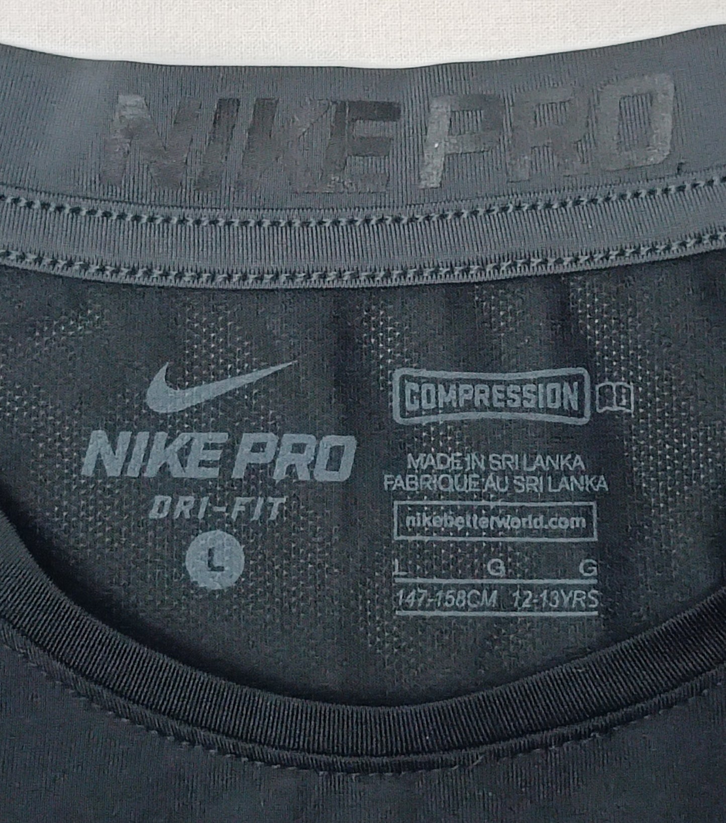 (ДЕТСКО) (Ръст 147-158см) Nike PRO DRI-FIT Compression Tee тениска