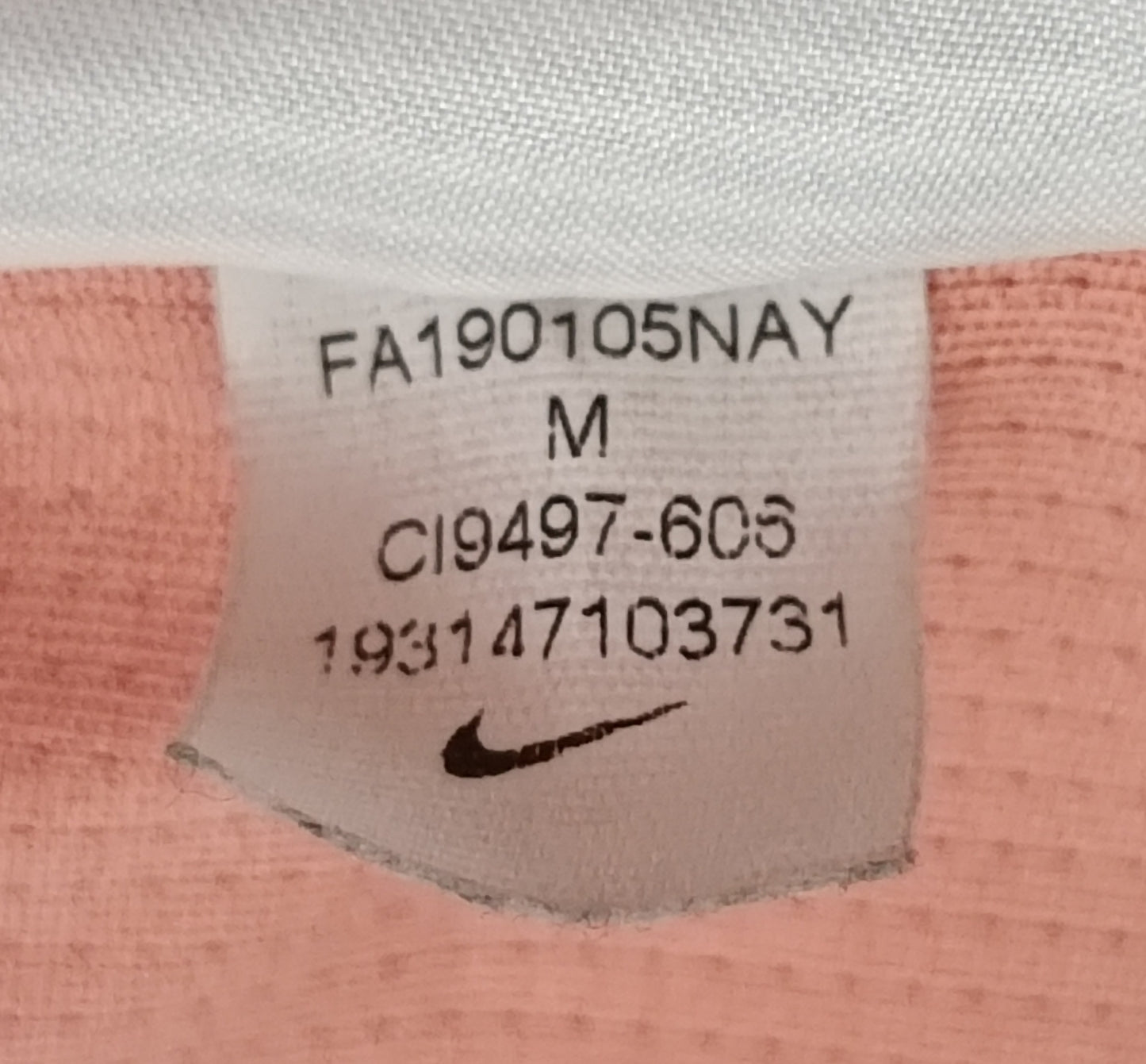 (ДАМСКО) (M) Nike DRI-FIT Multi Swoosh Top горнище