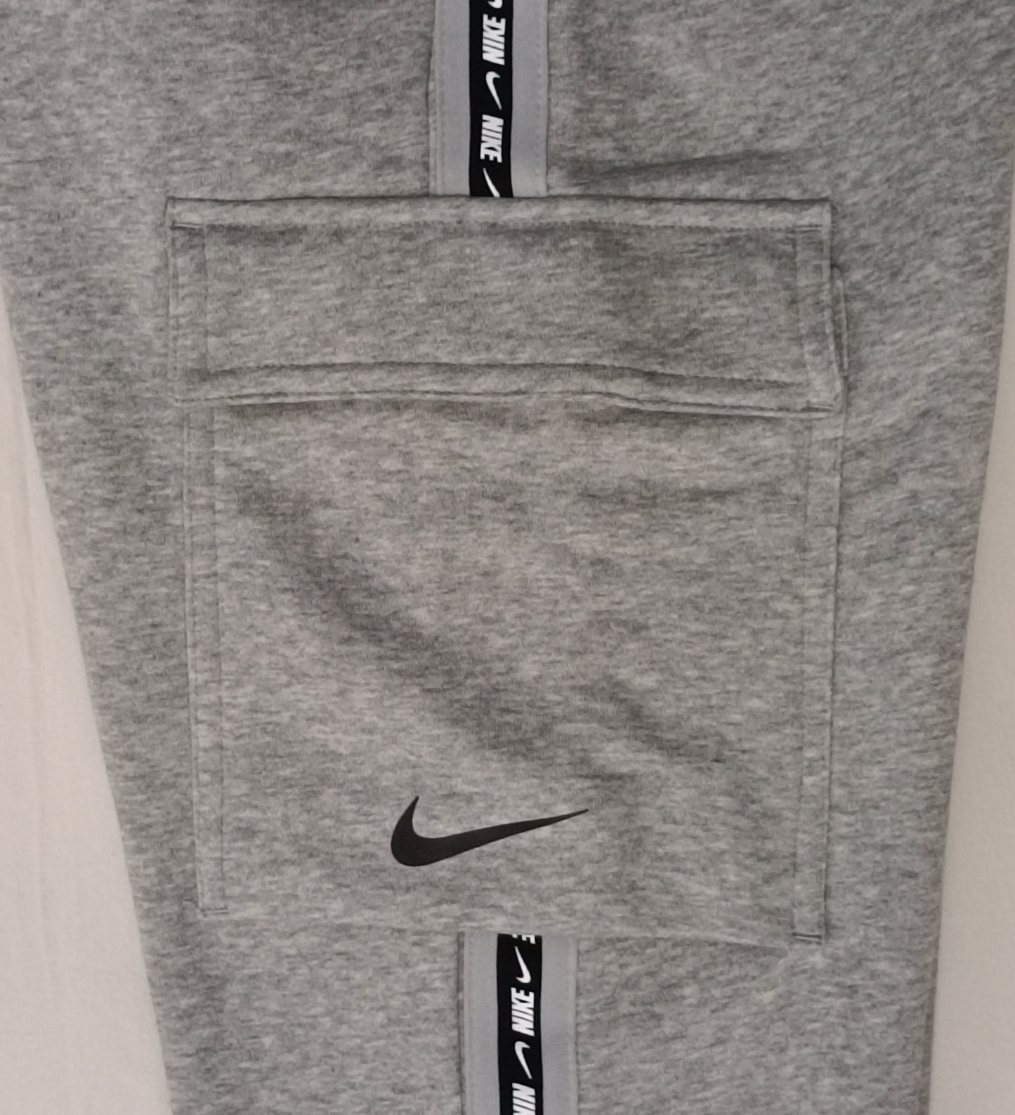 (XS) Nike Sportswear Repeat Fleece Sweatpants долнище