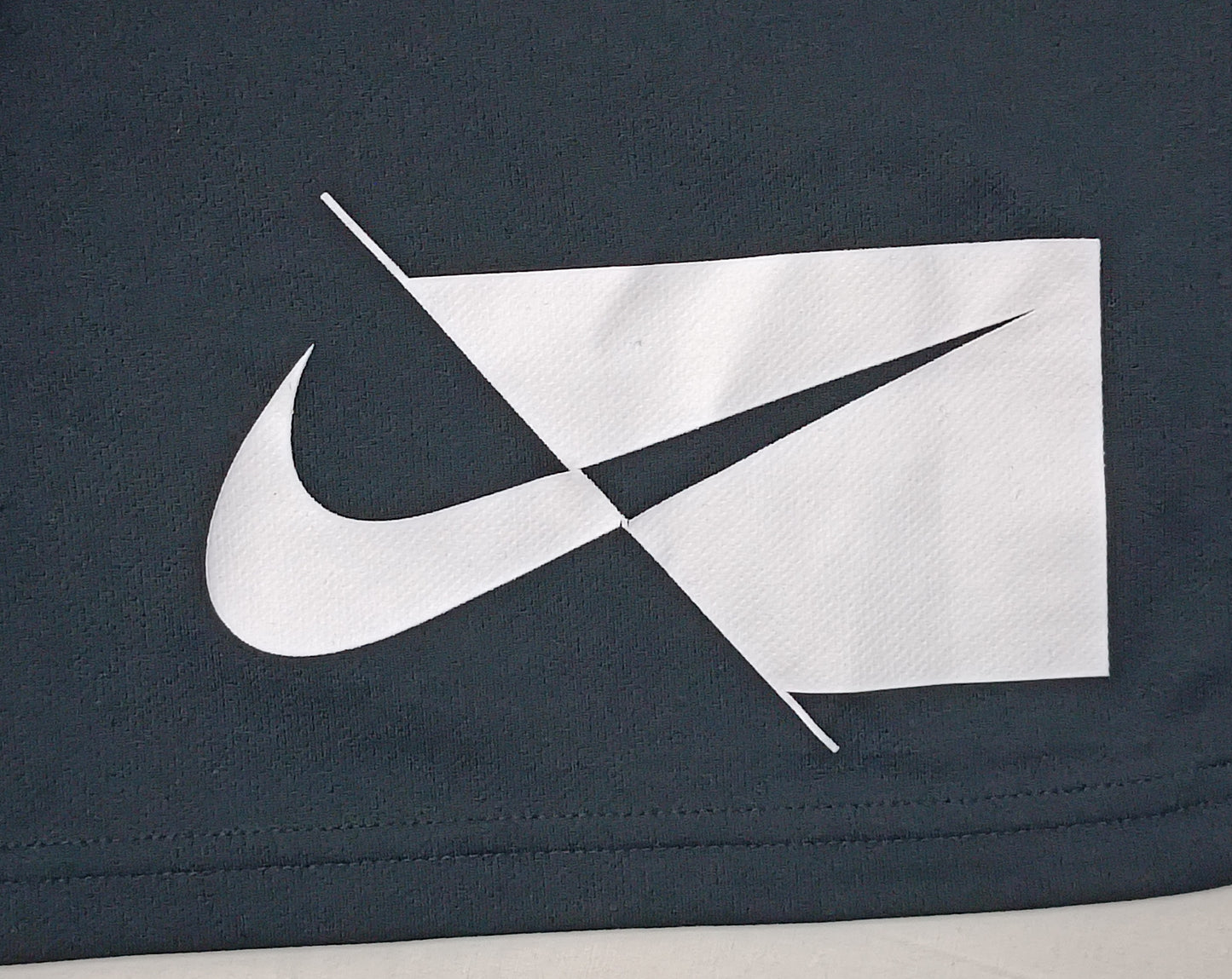 (ДЕТСКО) (Ръст 158-170см) Nike DRI-FIT Swoosh Shorts шорти