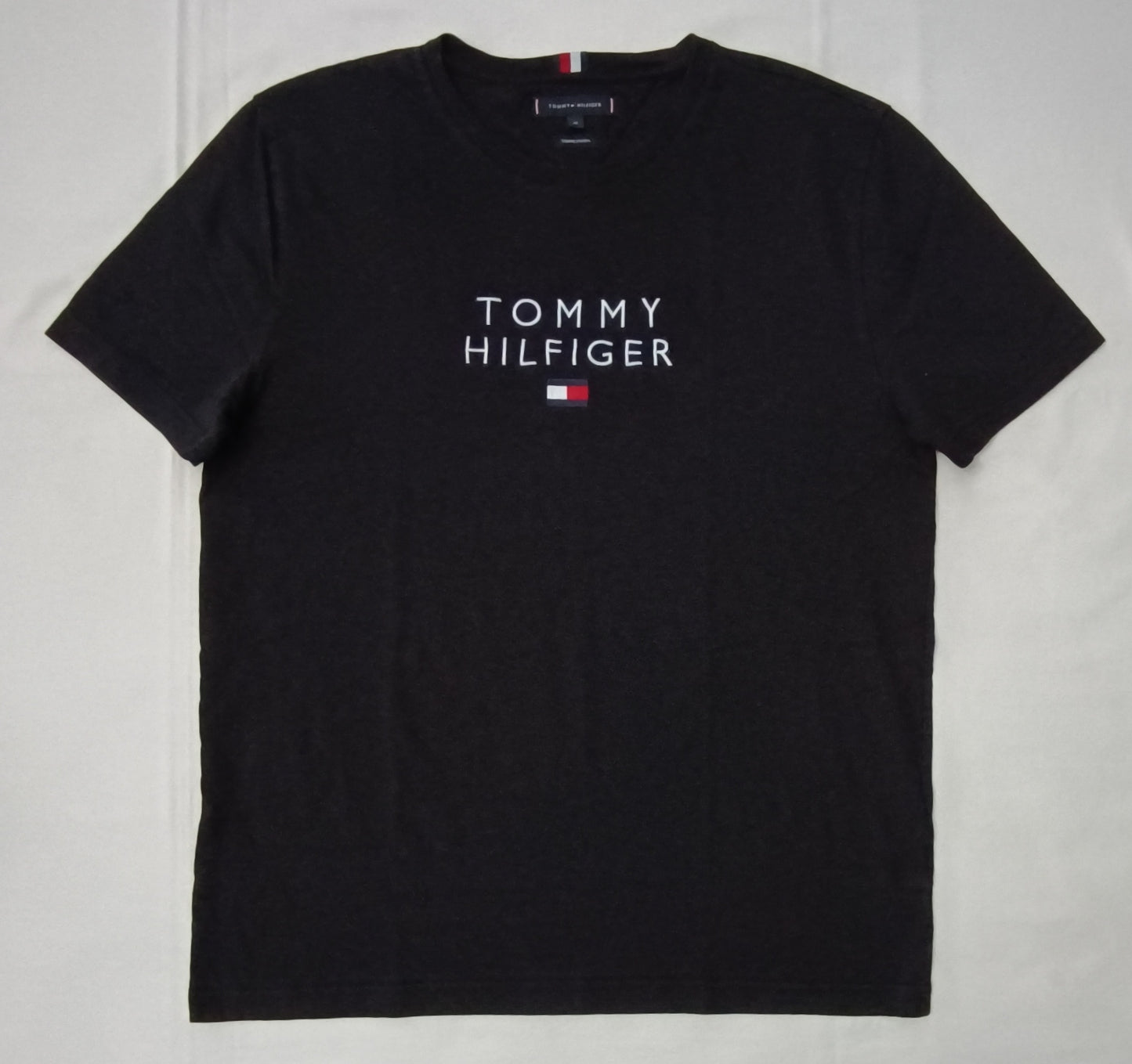 (L) Tommy Hilfiger T-Shirt тениска
