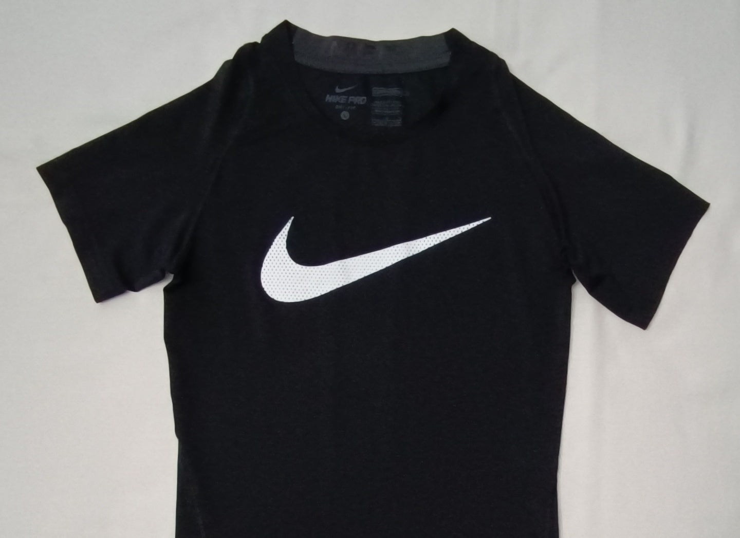 (ДЕТСКО) (Ръст 147-158см) Nike PRO DRI-FIT Compression Tee тениска