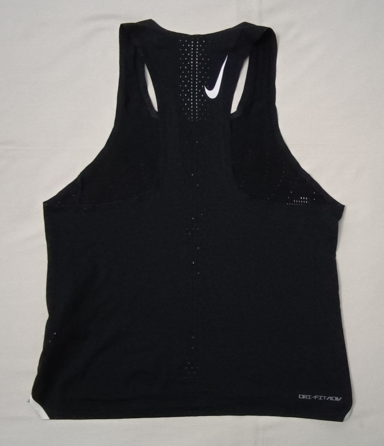 (ДАМСКО) (M) Nike DRI-FIT ADV Aeroswift Tank Top потник