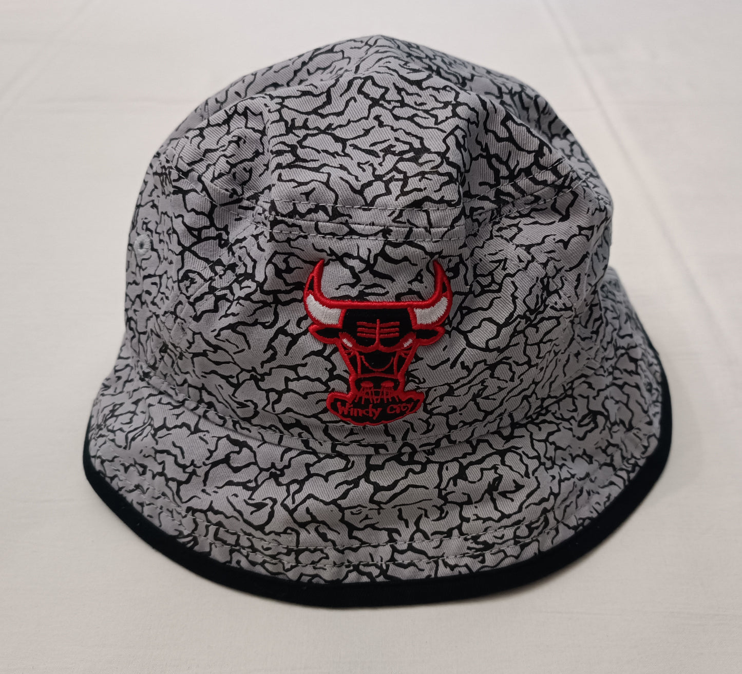 New Era NBA Chicago Bulls Bucket Hat шапка