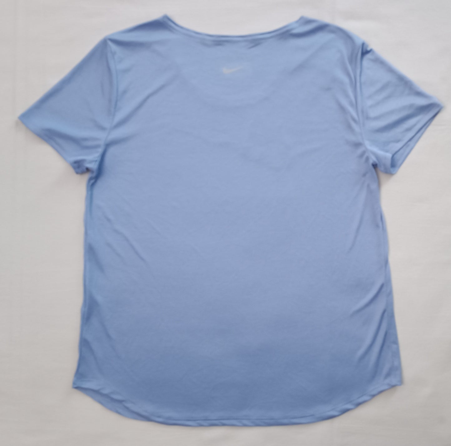 (ДАМСКО) (S) Nike DRI-FIT Tee тениска