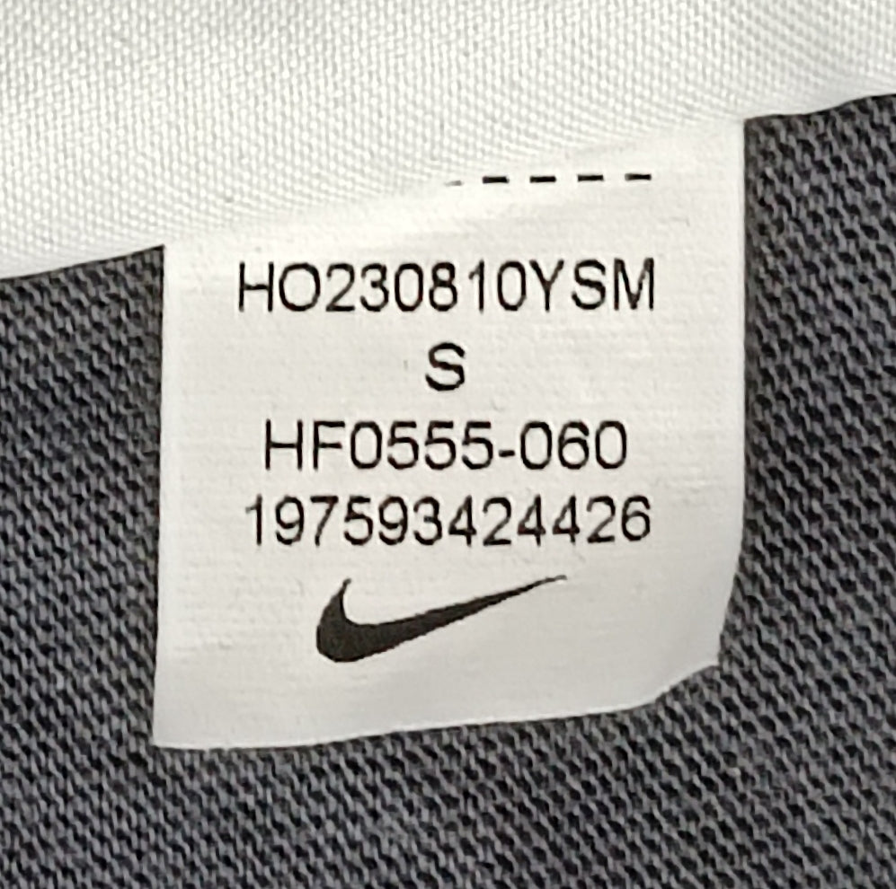 (S) Nike Sportswear Swoosh Tee тениска