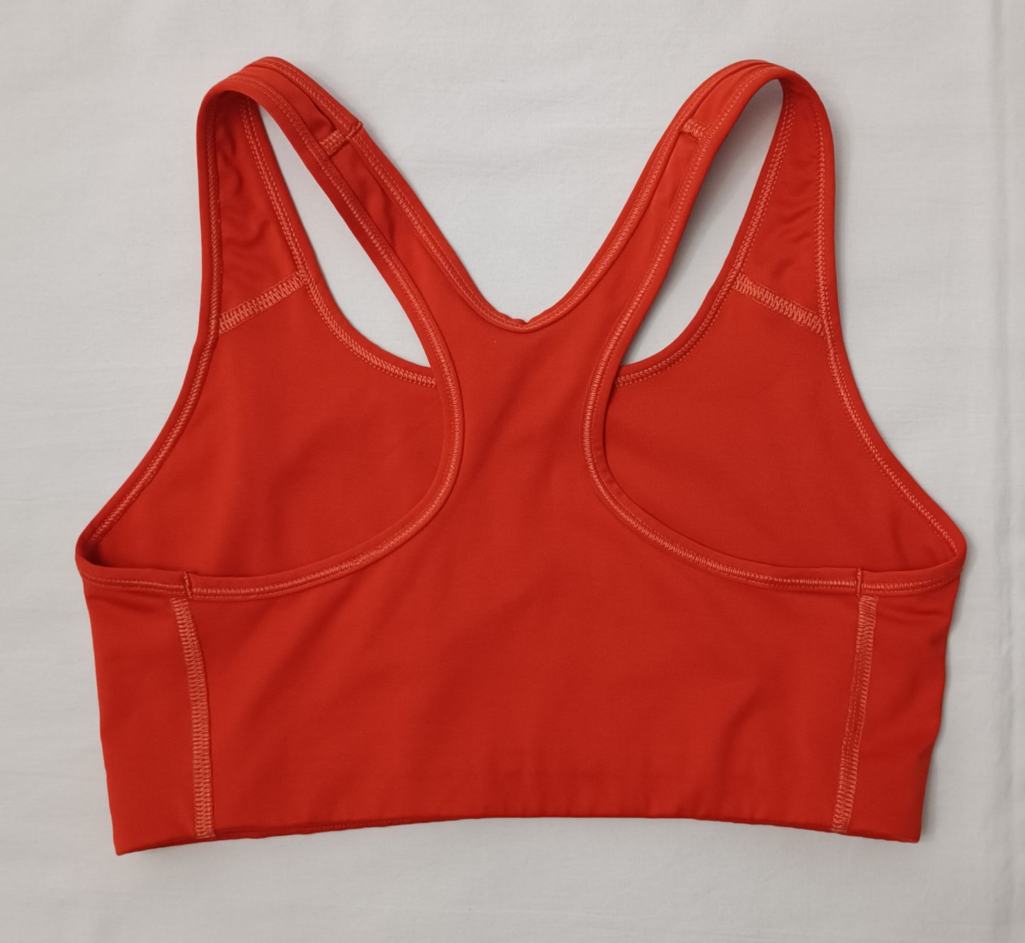 (ДАМСКО) (M) Nike DRI-FIT Bra бюстие