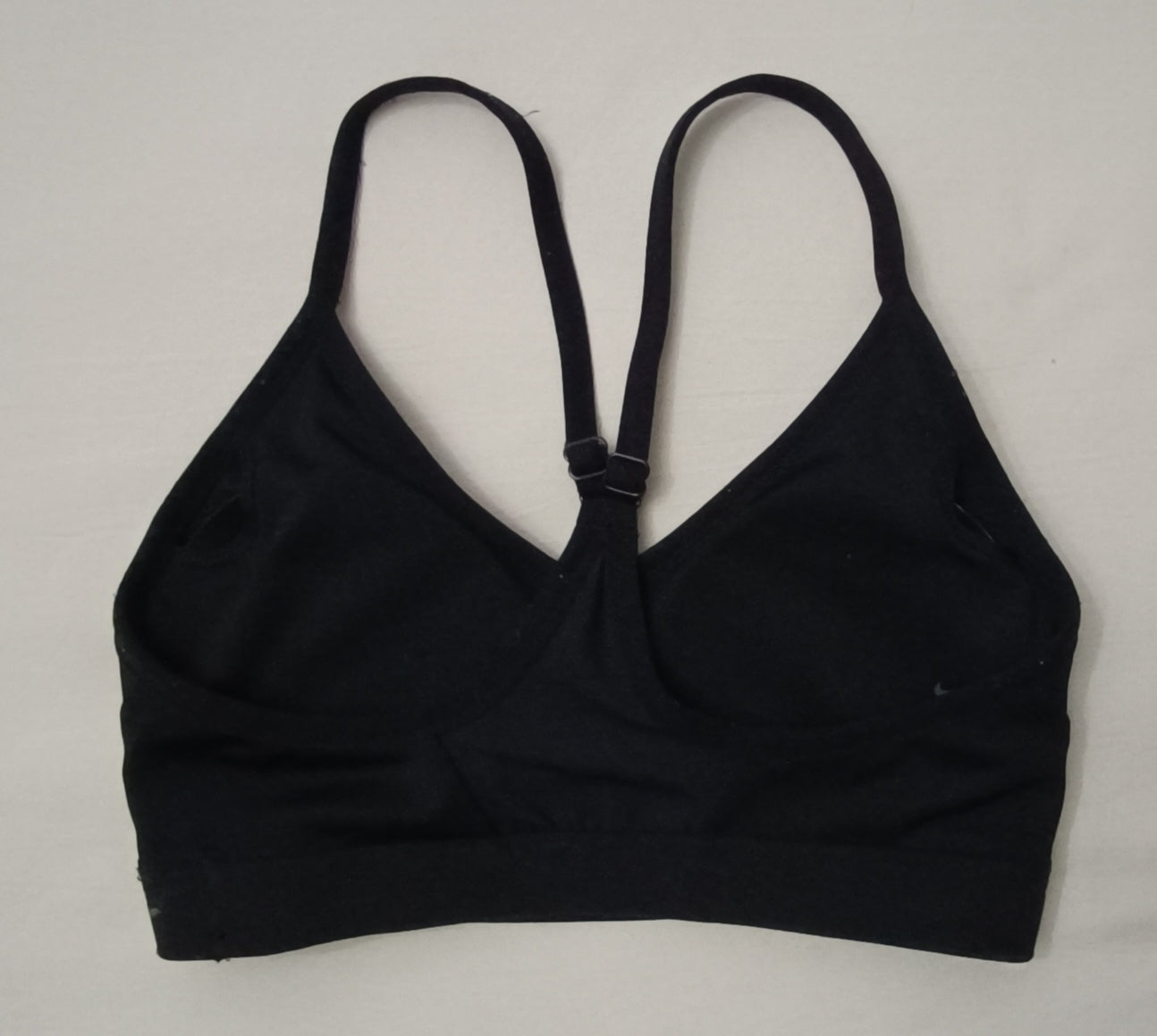 (ДАМСКО) (XS) Nike DRI-FIT Indy Bra бюстие с подплънки