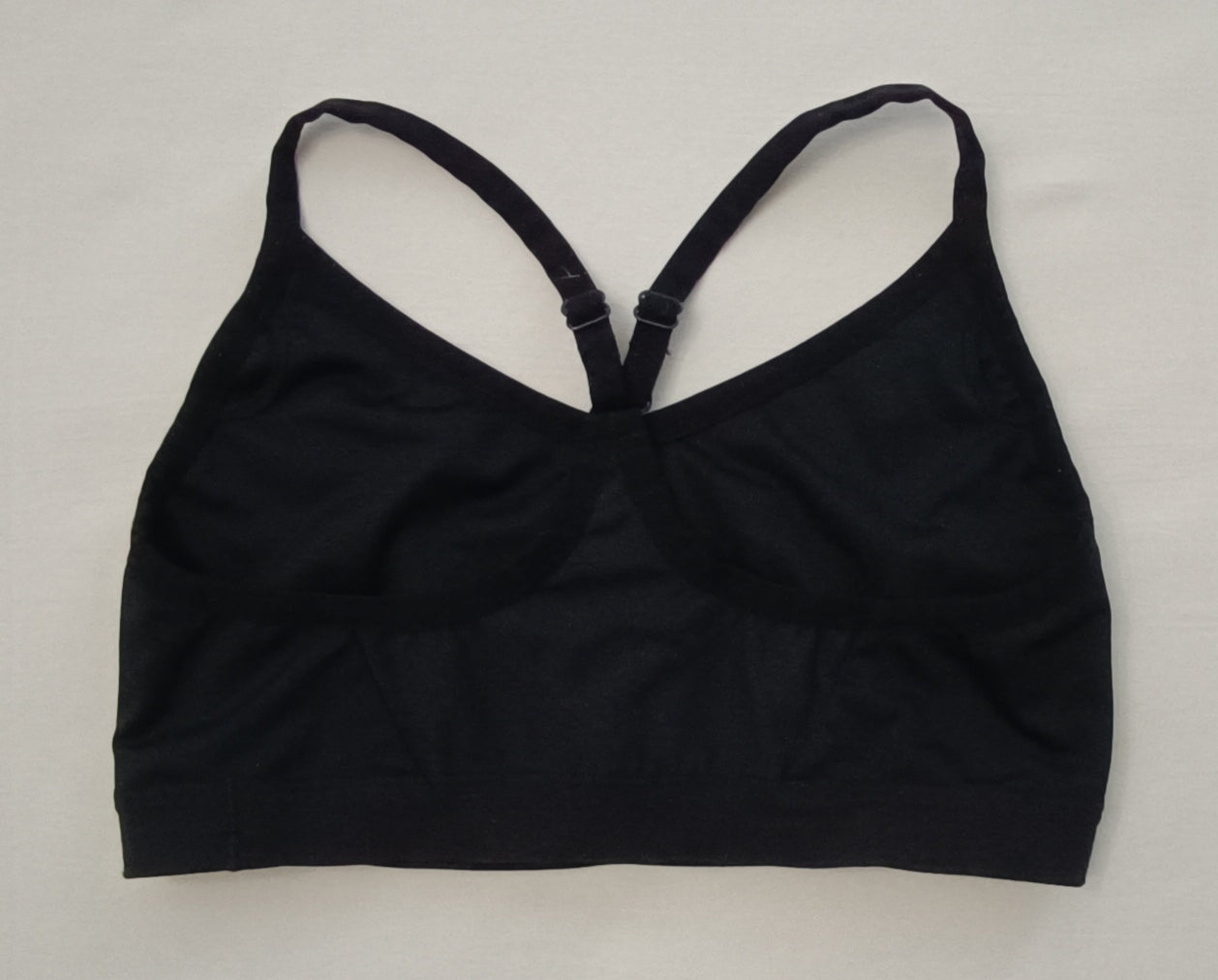 (ДАМСКО) (L) Nike DRI-FIT Indy Bra бюстие