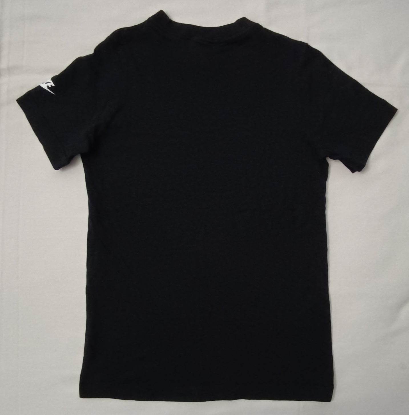 (ДЕТСКО) (Ръст 137-147см) Nike Sportswear Repeat Tee тениска