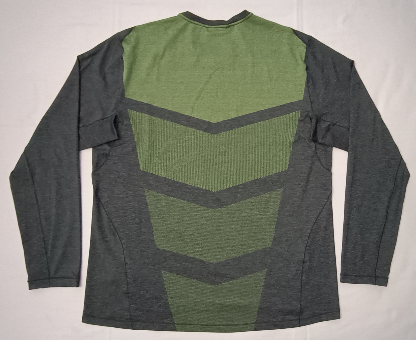 (XL) Nike DRI-FIT Ultimate Seamless Long Sleeve Top блуза