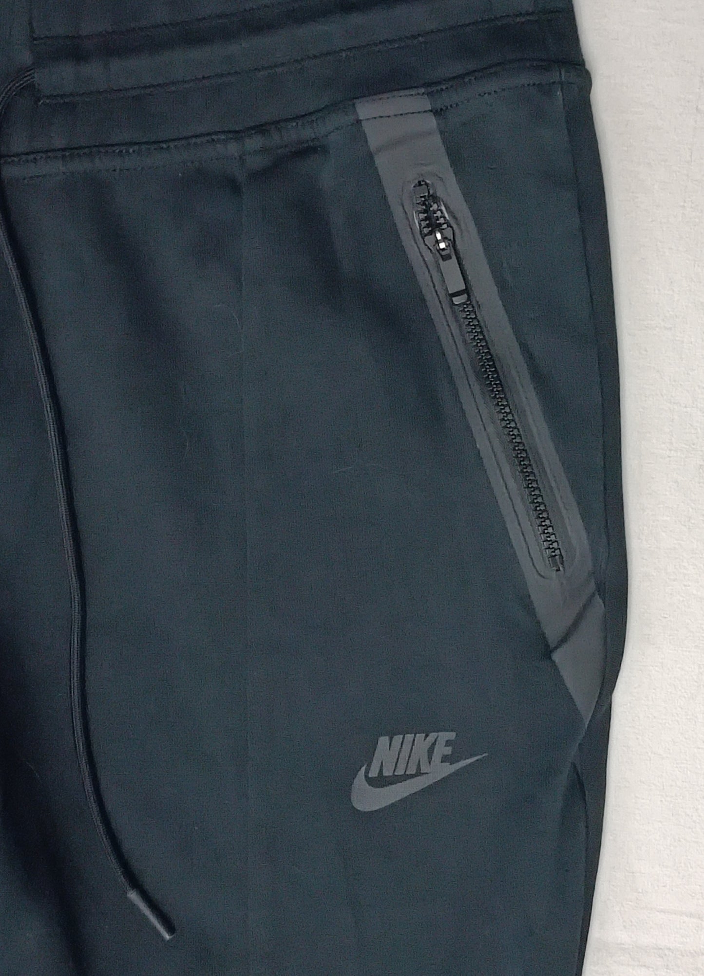 (ДАМСКО) (L) Nike Tech Fleece Sweatpants долнище