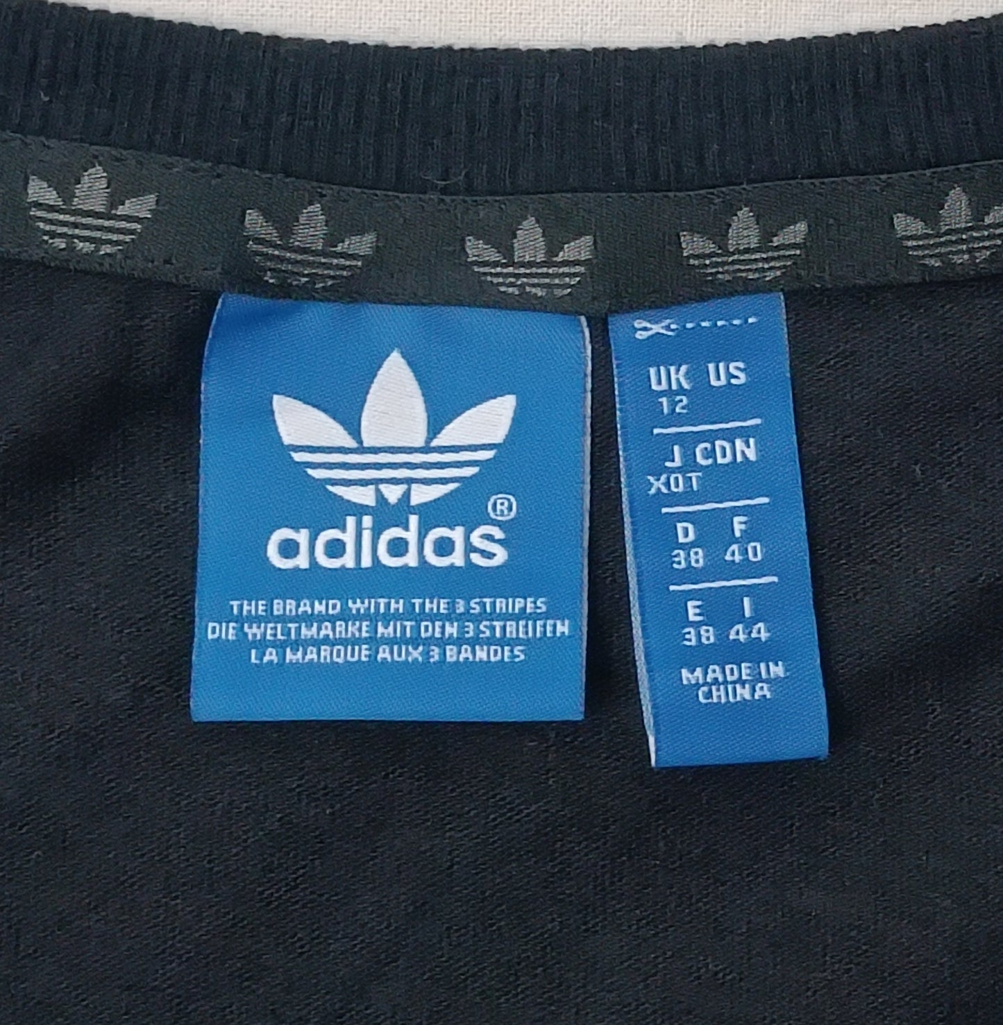 (ДАМСКО) (S) Adidas Originals Trefoil Logo Tee тениска
