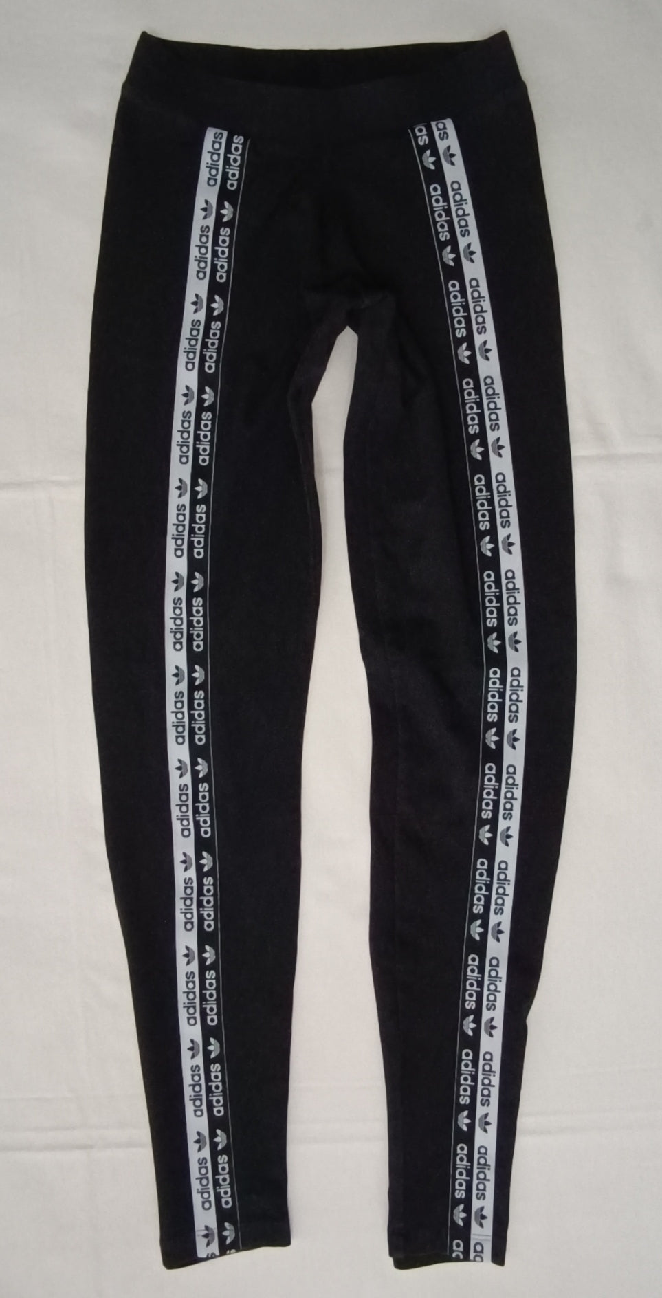 (ДАМСКО) (XS) Adidas Originals Leggings долнище