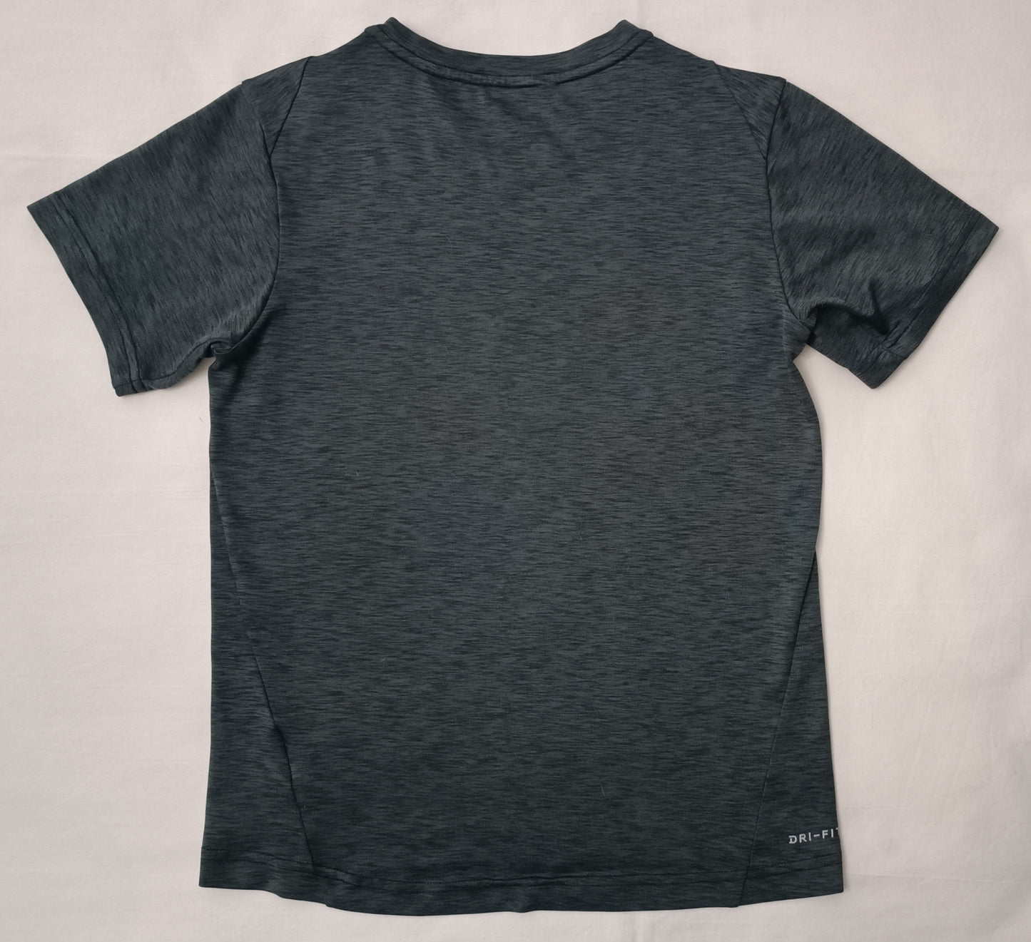 (ДЕТСКО) (Ръст 137-147см) Nike DRI-FIT Breathe Tee тениска