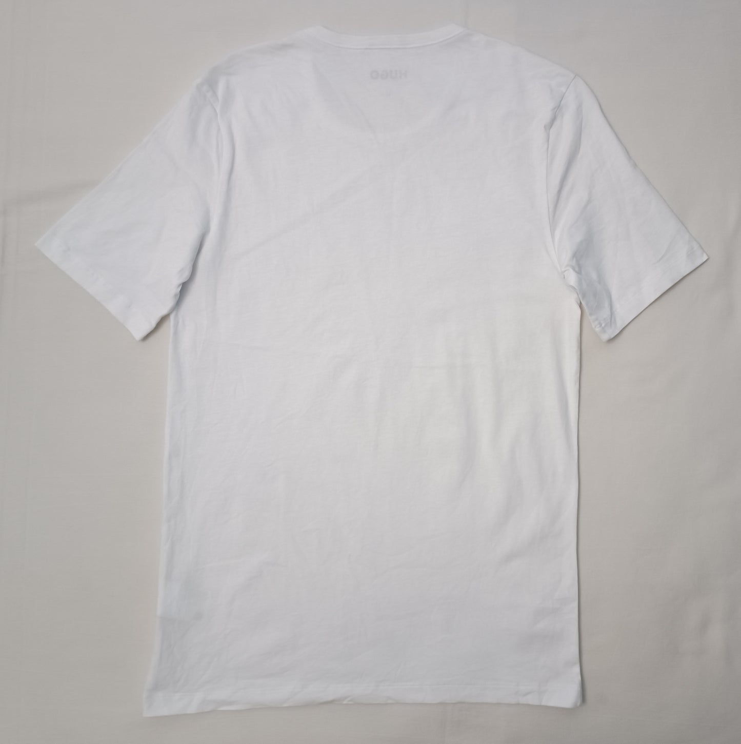 (S) Hugo Boss T-Shirt тениска