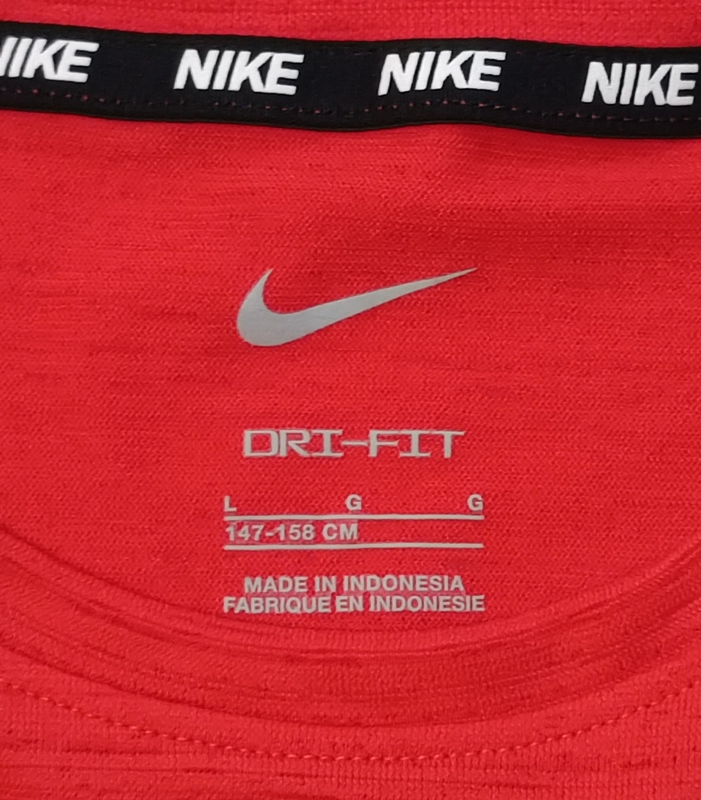 (ДЕТСКО) (Ръст 147-158см) Nike DRI-FIT Tee тениска