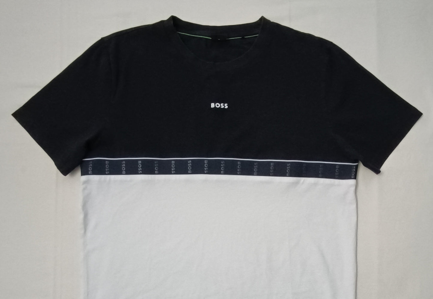 (XL) Hugo Boss Tape Shirt тениска