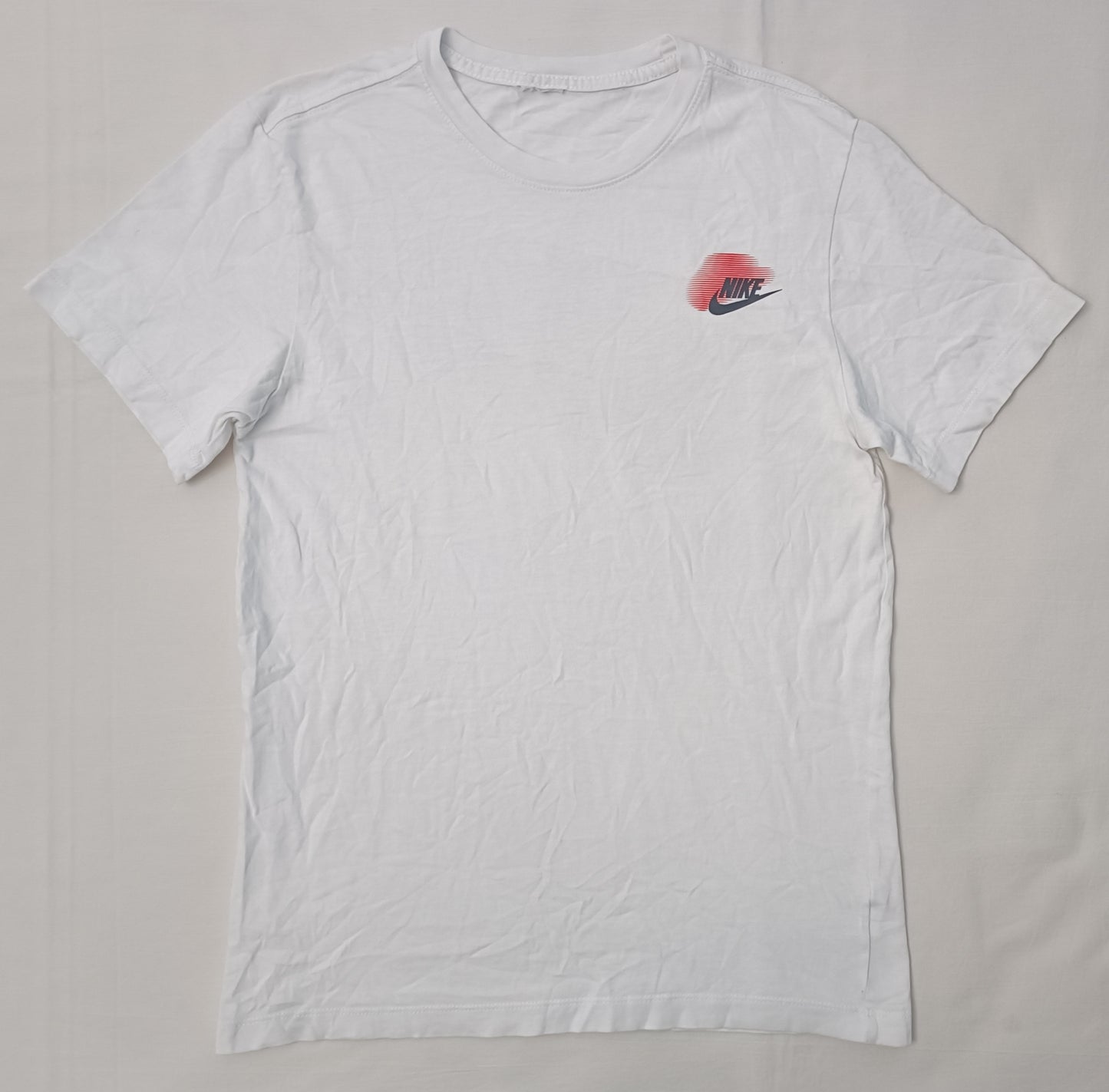 (XS) Nike Sportswear Tee тениска