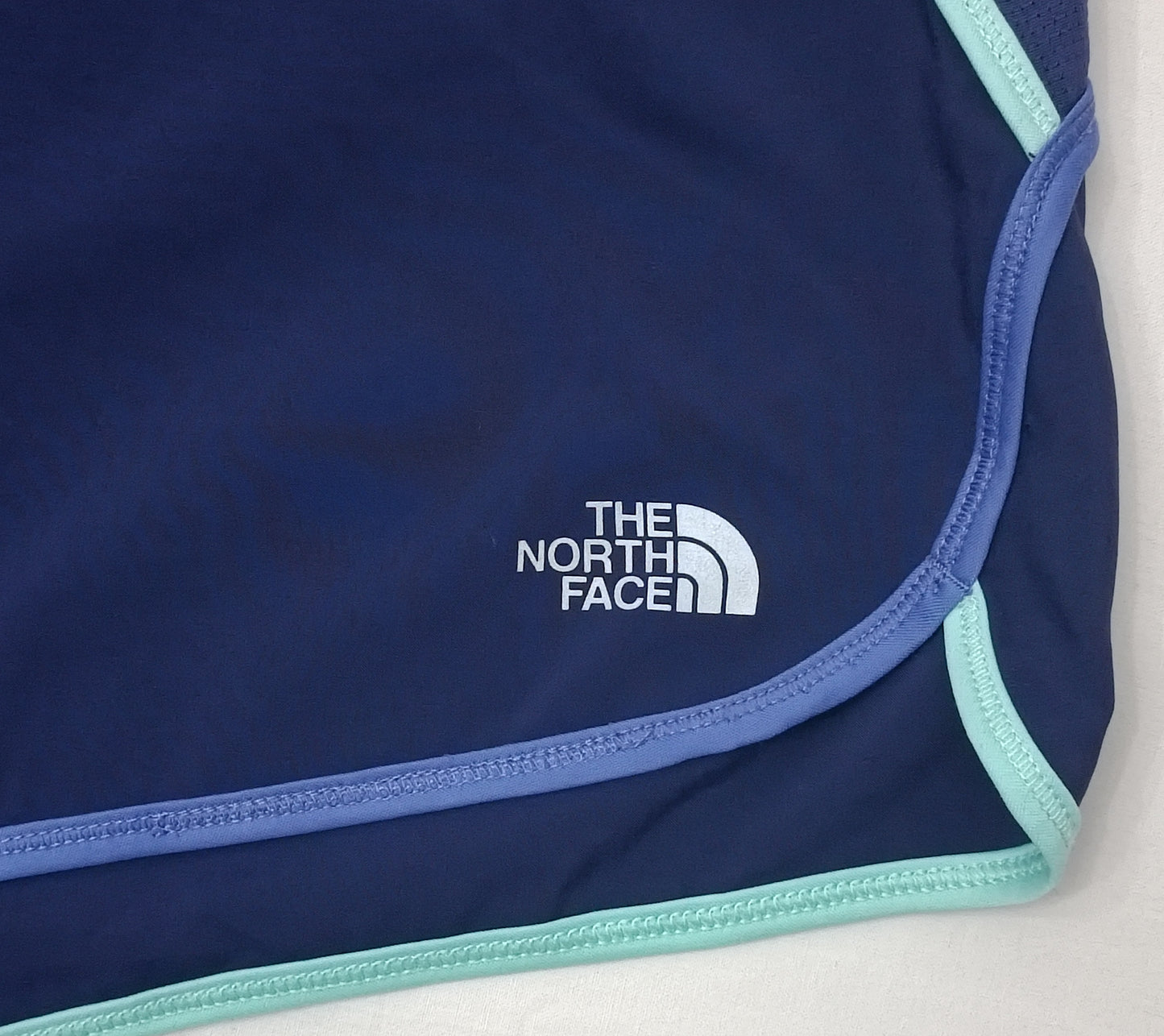 (ДАМСКО) (M) The North Face Shorts шорти