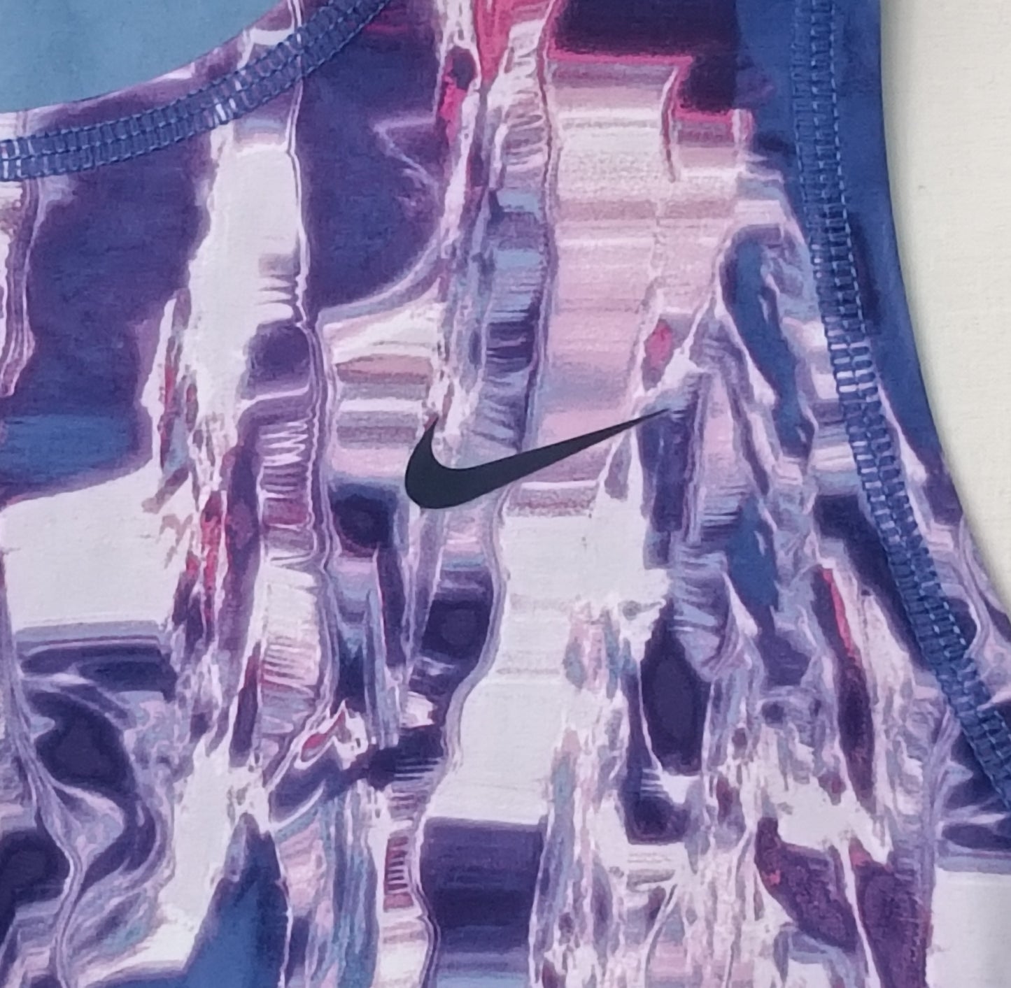 (ДАМСКО) (M) Nike PRO DRI-FIT Cropped Tank Top потник