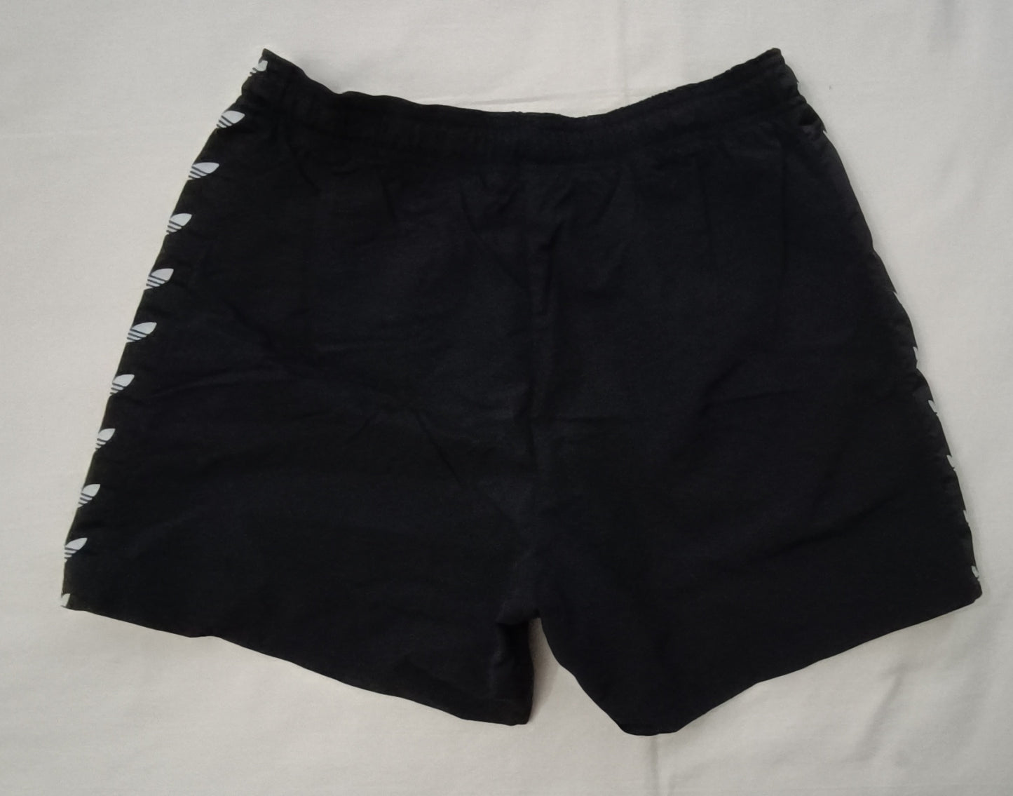 (S) Adidas Originals Shorts шорти
