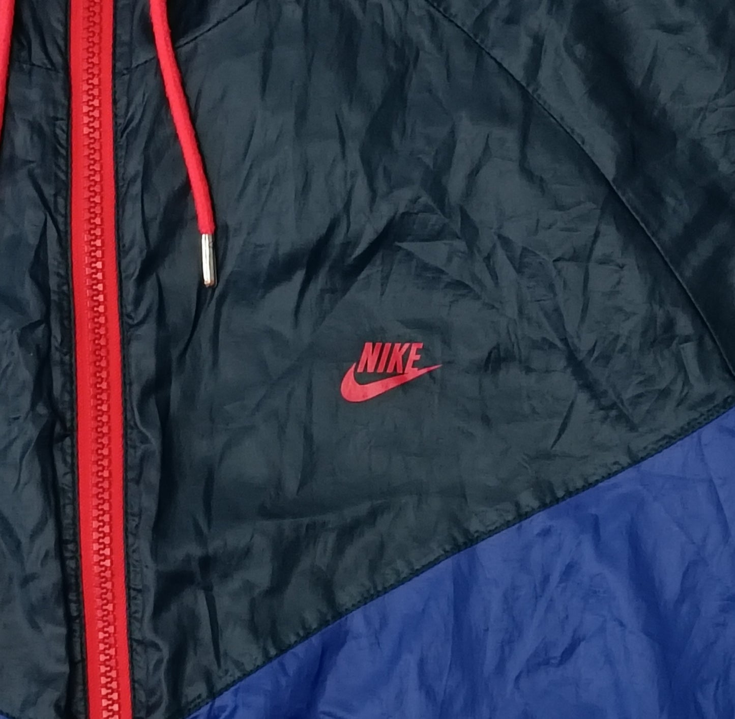 (ДАМСКО) (L) Nike Windrunner Jacket яке