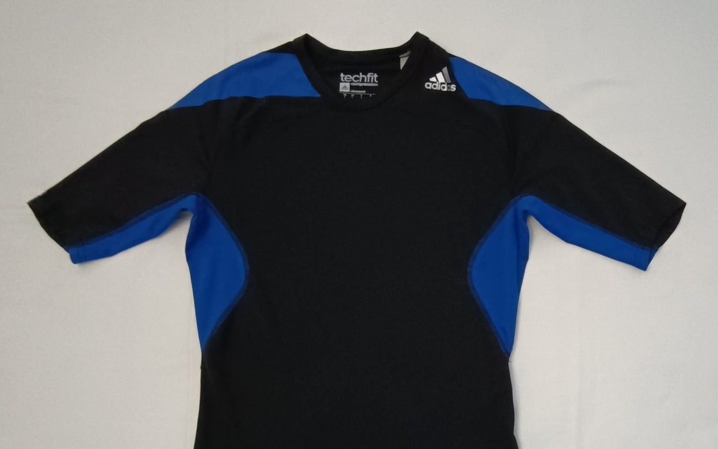 (L) Adidas Techfit Compression тениска