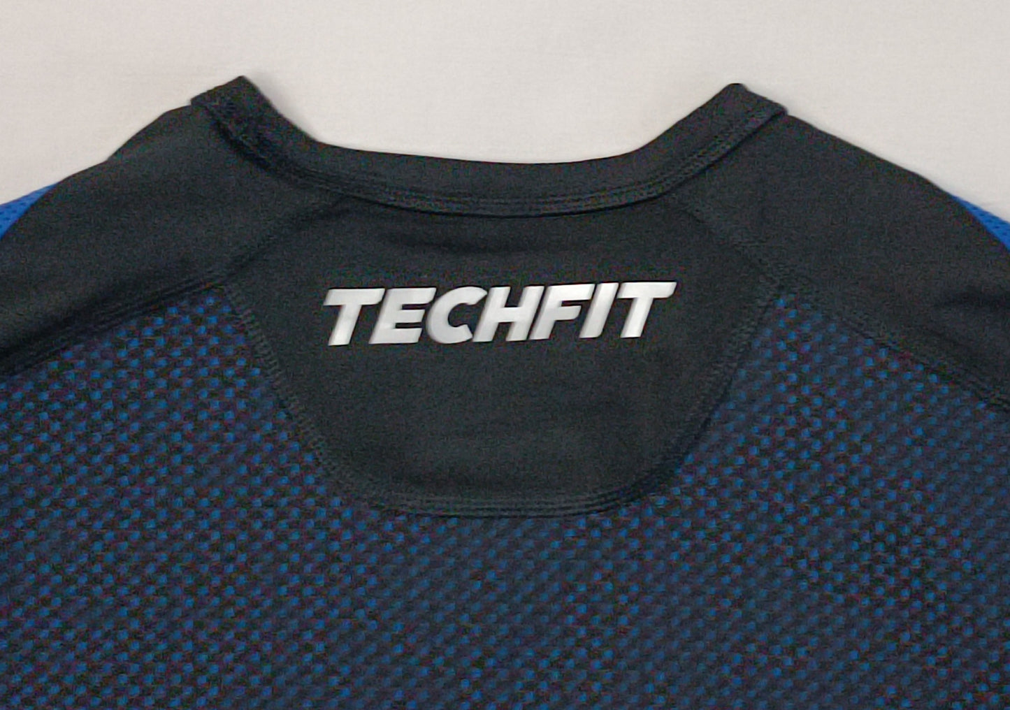 (L) Adidas Techfit Compression тениска