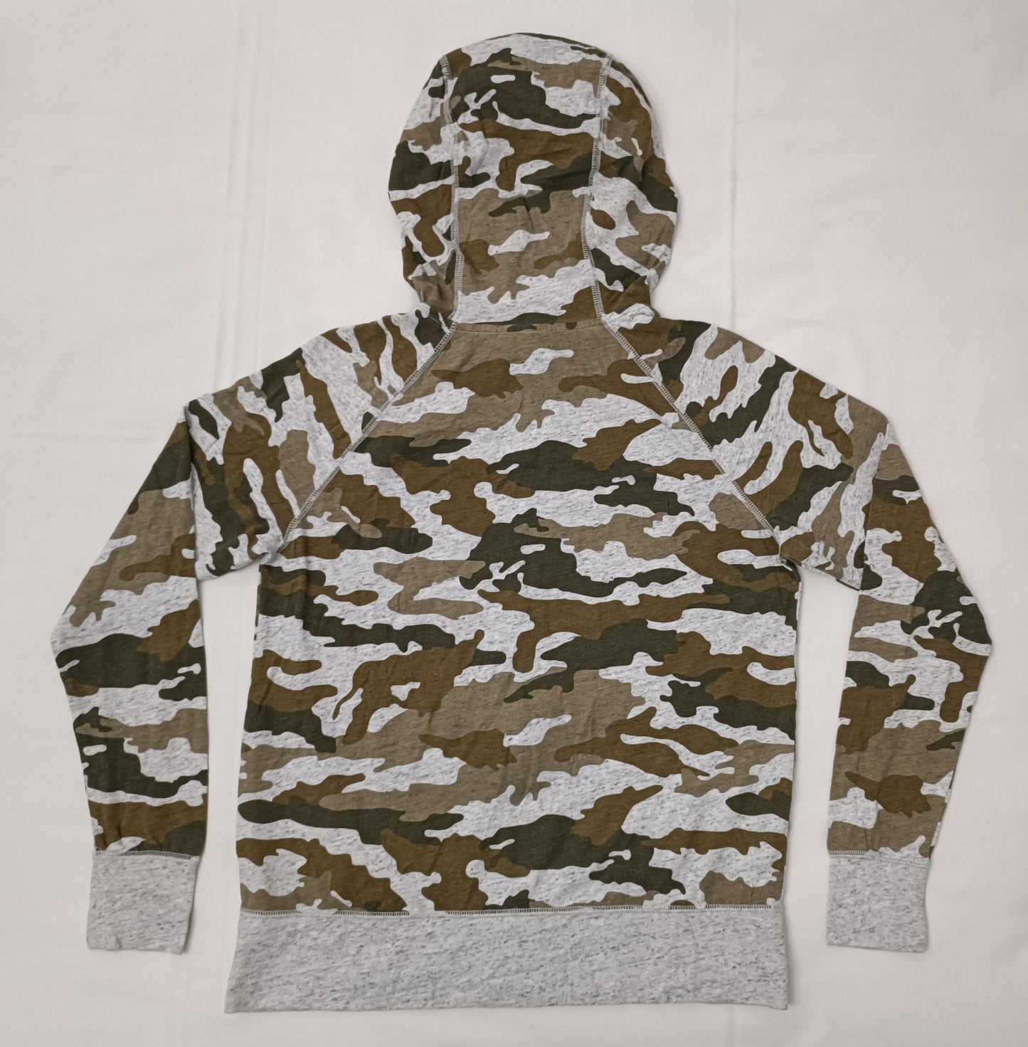 (ДАМСКО) (M) Nike Sportswear Camouflage Hoodie горнище