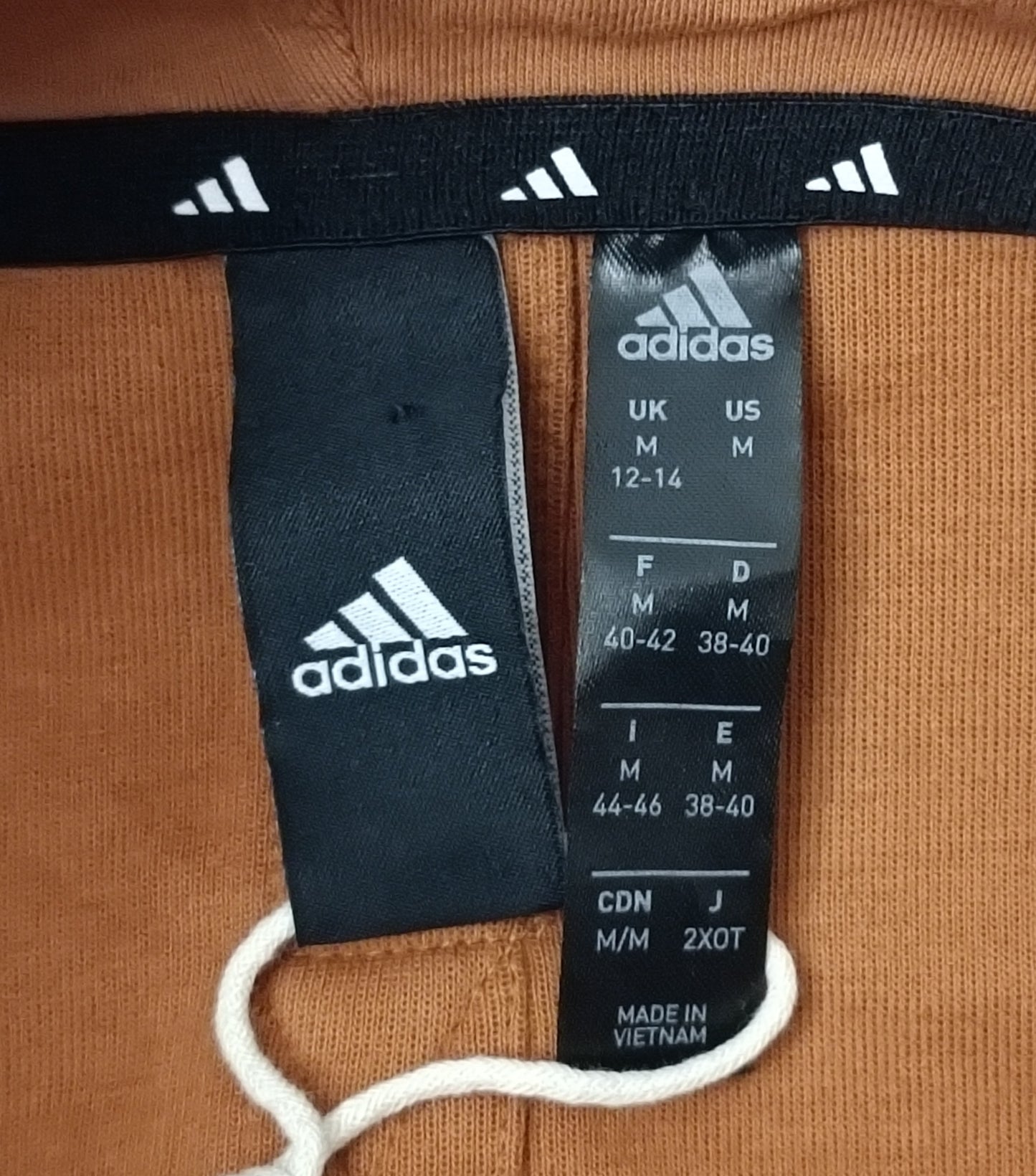 (ДАМСКО) (M) Adidas Three Stripes Hoodie горнище