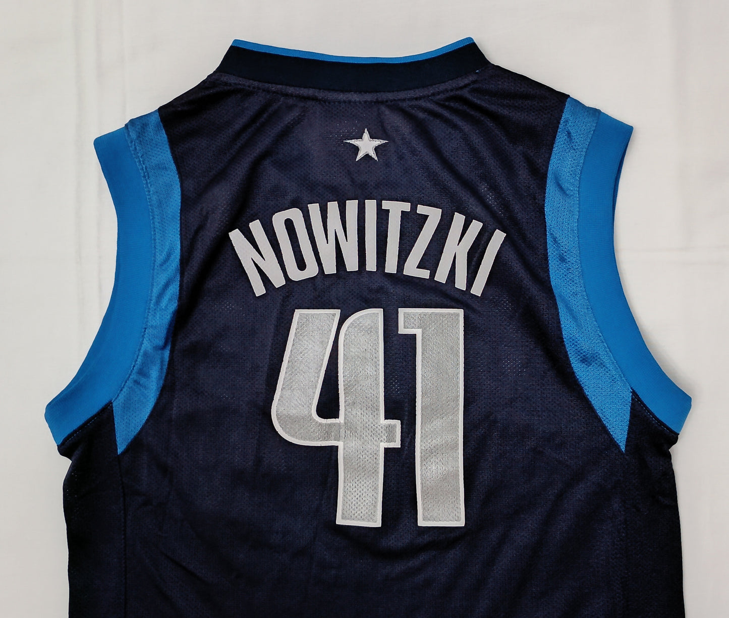 (ДЕТСКО) (Ръст 137-147см) Adidas Dallas Mavericks #41 Nowitzki Jersey потник