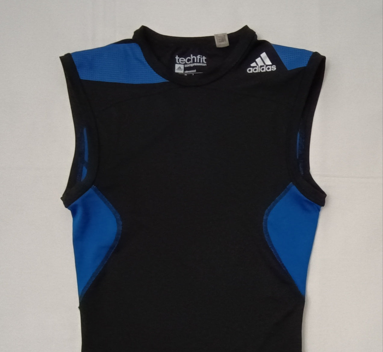 (S) Adidas Techfit Compression потник