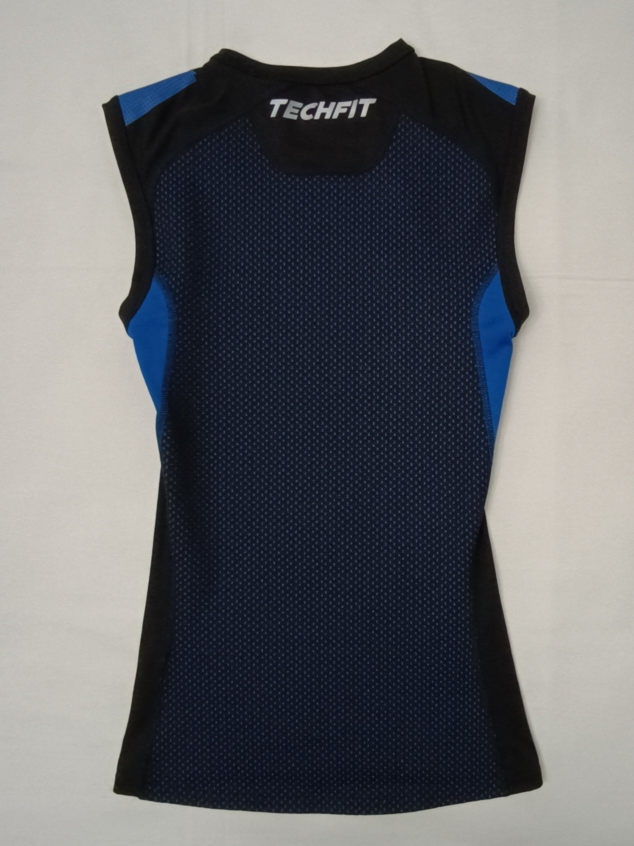 (S) Adidas Techfit Compression потник