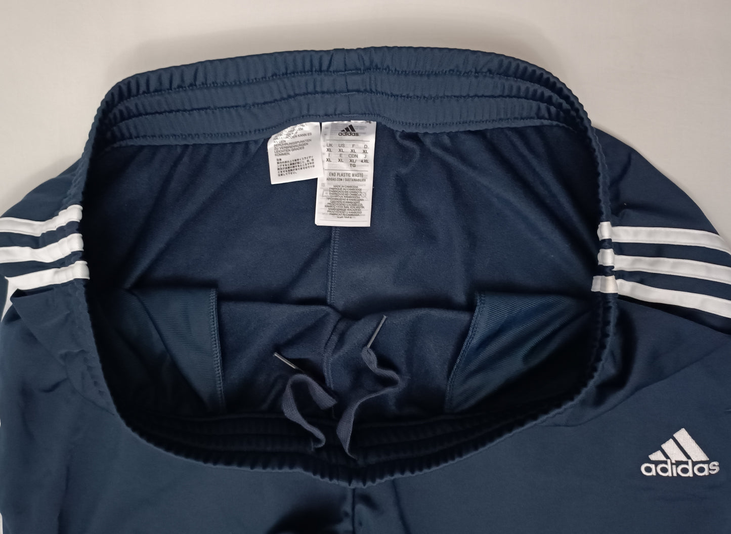 (XL) Adidas 3 Stripes Pants долнище